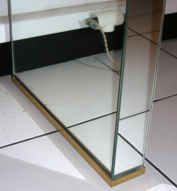 Mid-20th Century Consol in mirror