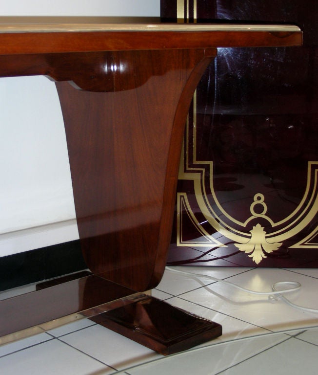 French Console table in walnut tree and details in metal