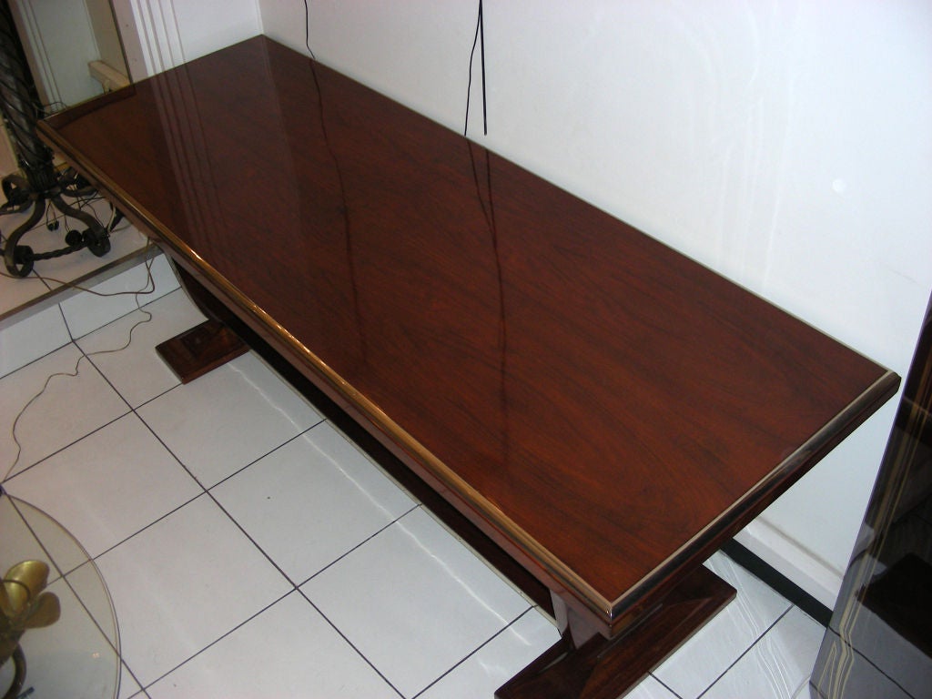 Mid-20th Century Console table in walnut tree and details in metal