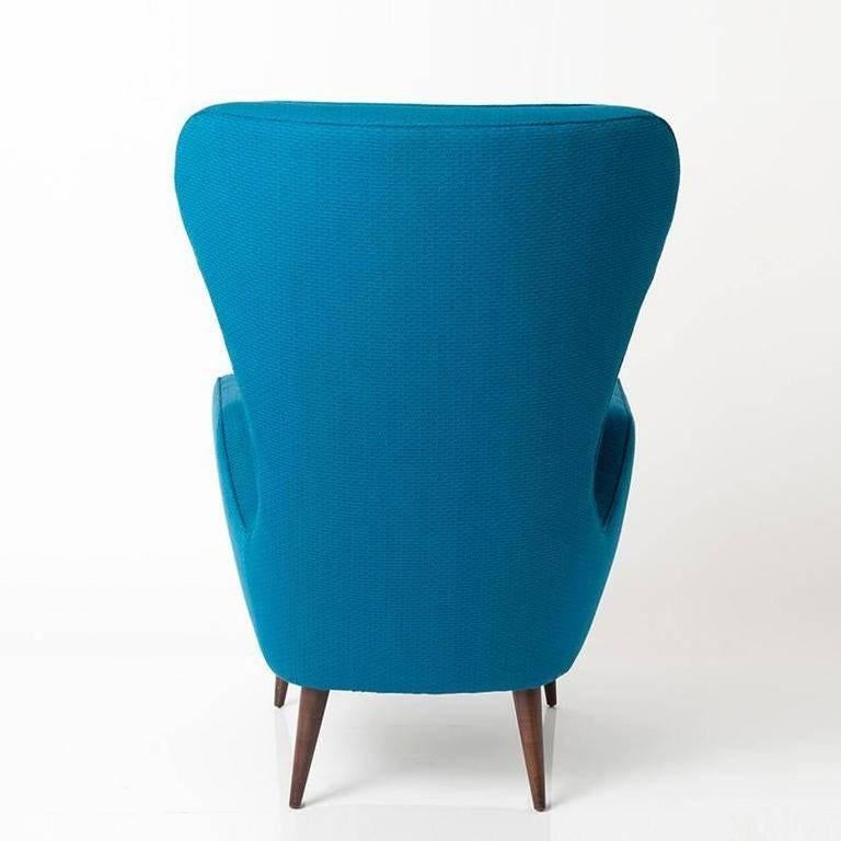 Casper Chair - Bespoke - Made with your Fabric In New Condition For Sale In London, GB