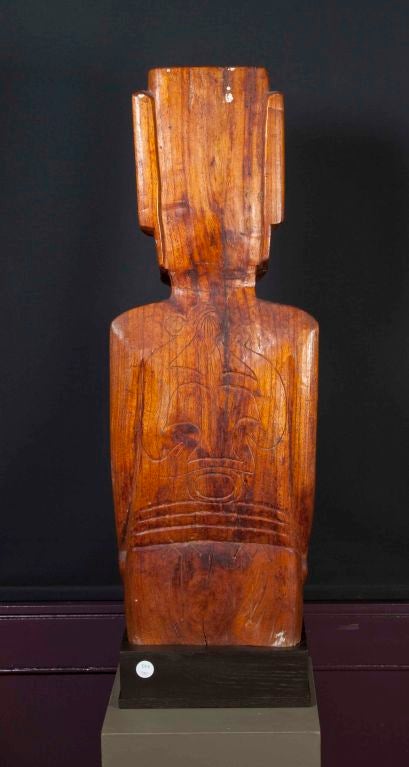 20th Century Large Vintage Easter Island Carved Figure For Sale