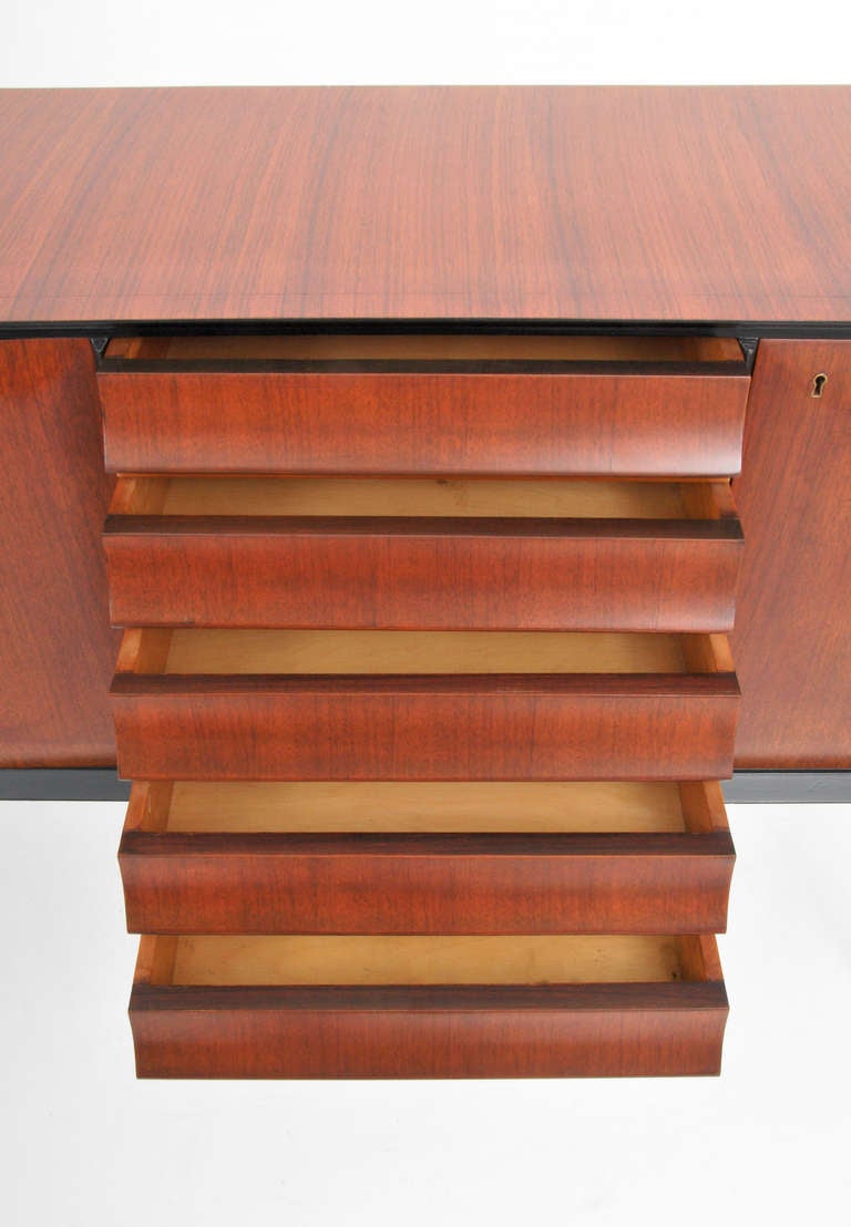 Cabinet Attributed to Osvaldo Borsani, Circa 1955 In Good Condition In West Palm Beach, FL