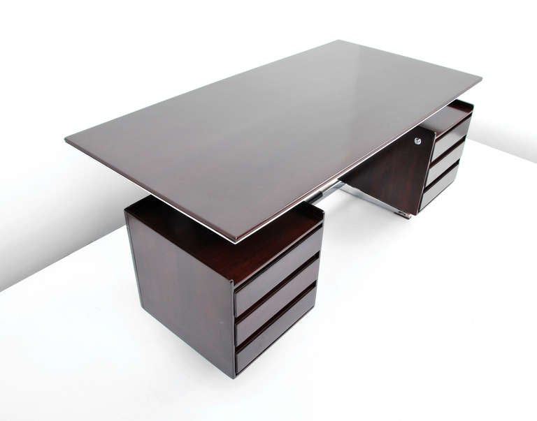 Alberto Rosselli Rosewood Desk, Italian Architect, Circa 1965, *Free Shipping In Good Condition In West Palm Beach, FL