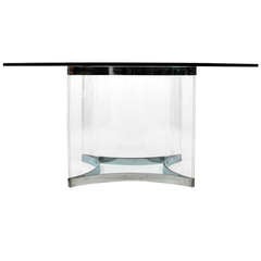 Table Designed By Alessandro Albrizzi. Table Designed By Alessandro Albrizzi.