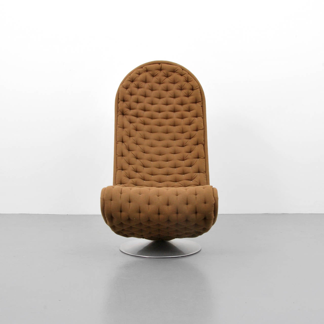 Lounge chair by Verner Panton.