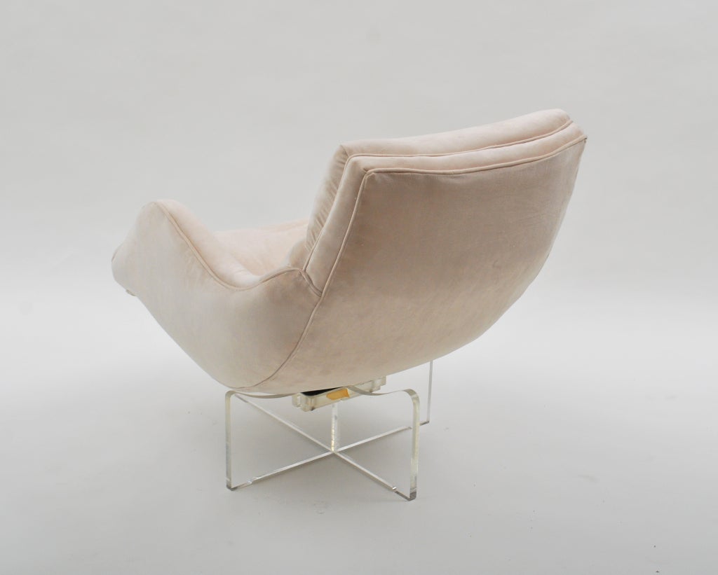 Lucite Swivel Chair by Vladimir Kagan