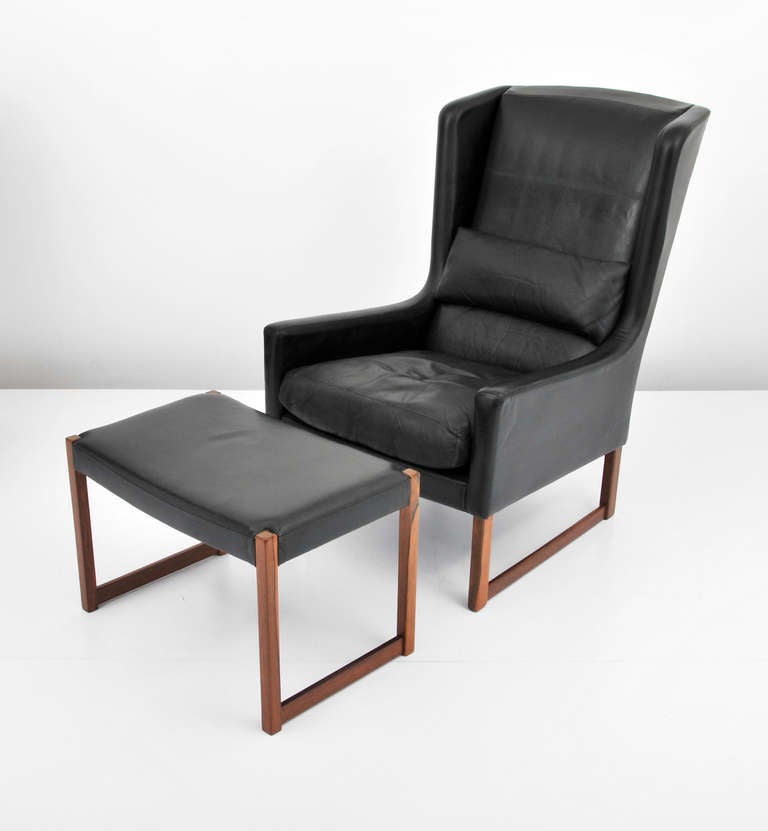 Mid-20th Century Pair of Danish Leather Wingback Chairs with One Footstool