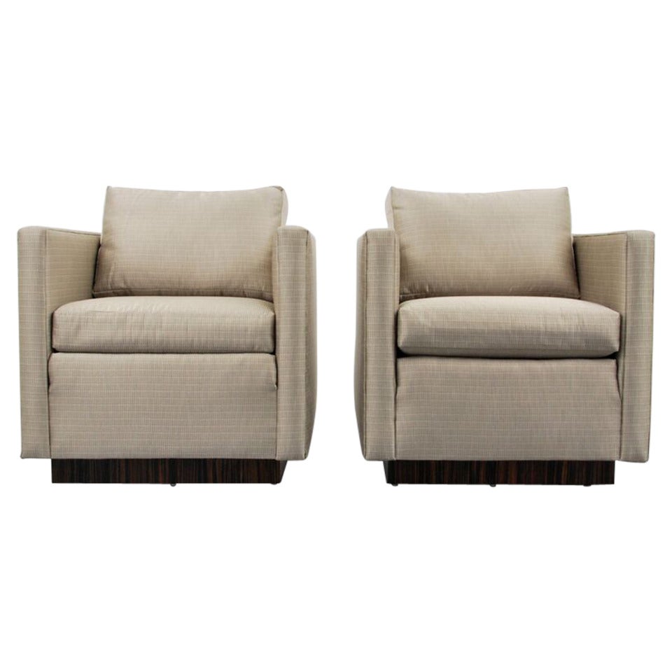 Pair of Chairs in the Manner of Milo Baughman