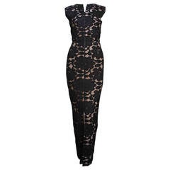 GEOFFREY BEENE black lace dress with zippered front and sheer silk back