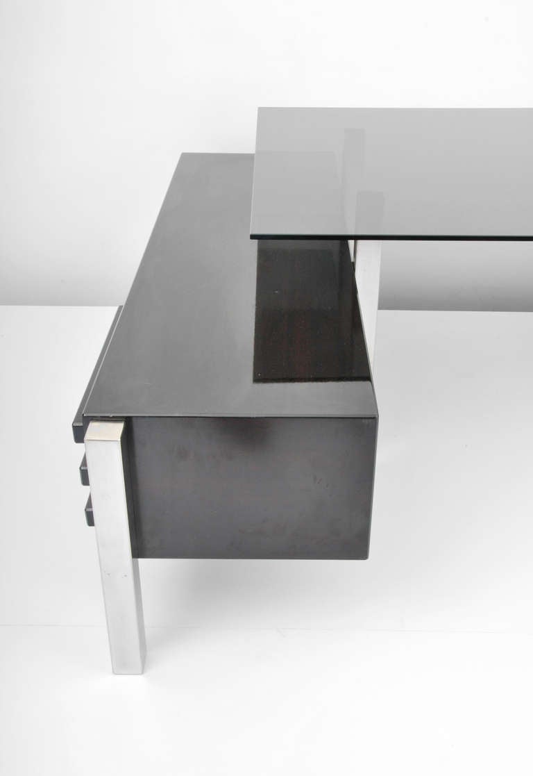 Late 20th Century Forma Nova Italian Desk For Sale