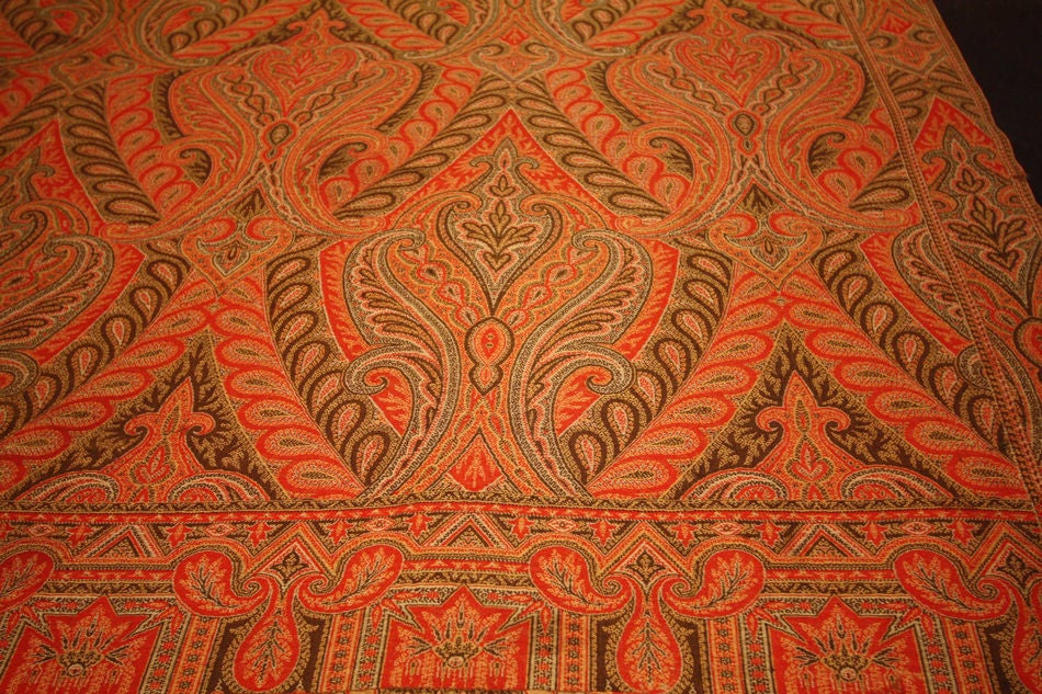 Antique Textile In Excellent Condition For Sale In Los Angeles, CA