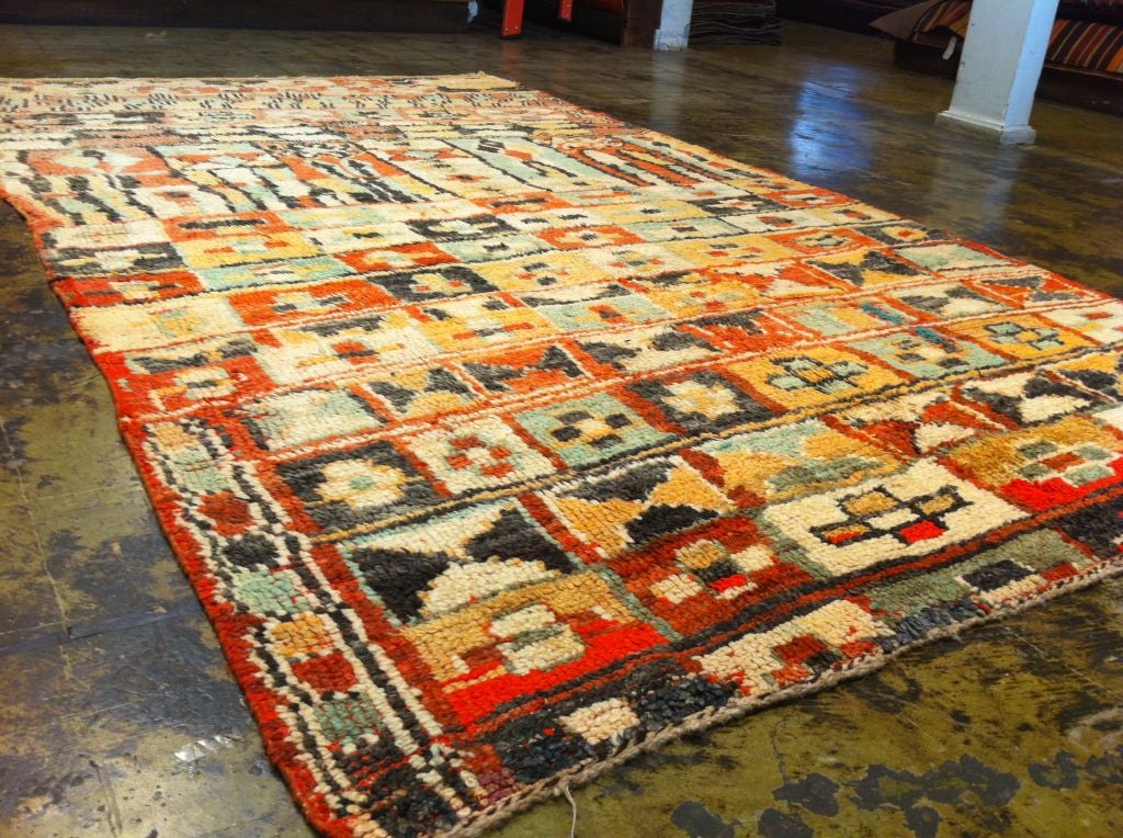 Colorful Vintage Moroccan Rug In Excellent Condition For Sale In Los Angeles, CA