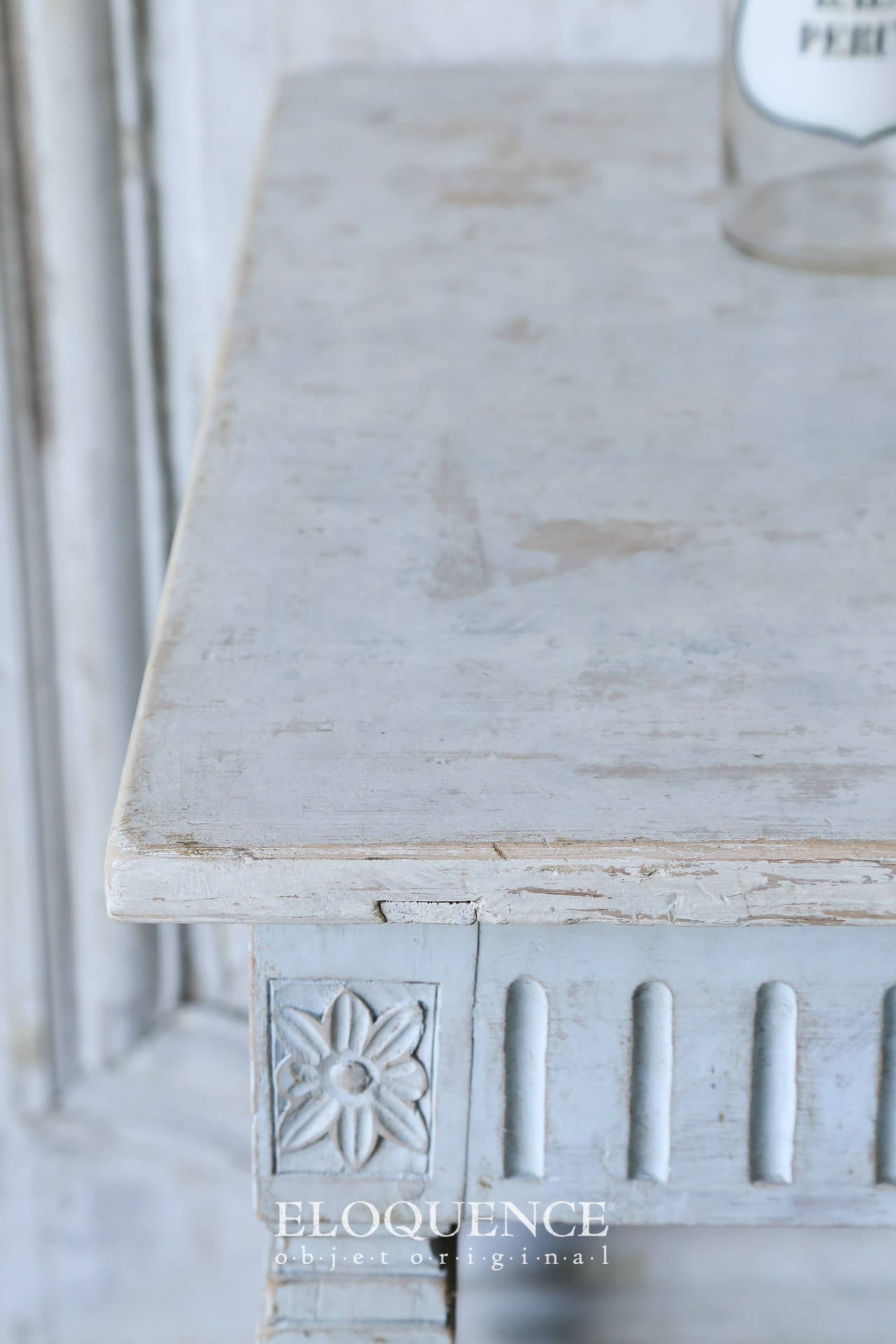 Antique Gustavian Occasional Table, circa 1820 In Good Condition In Los Angeles, CA