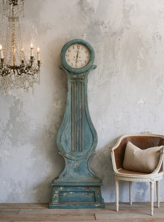 Beautiful standing Swedish Mora clock in a washy aged teal finish, with a lovely curving shape.  Clock does not run, but has intact parts and can be fixed!