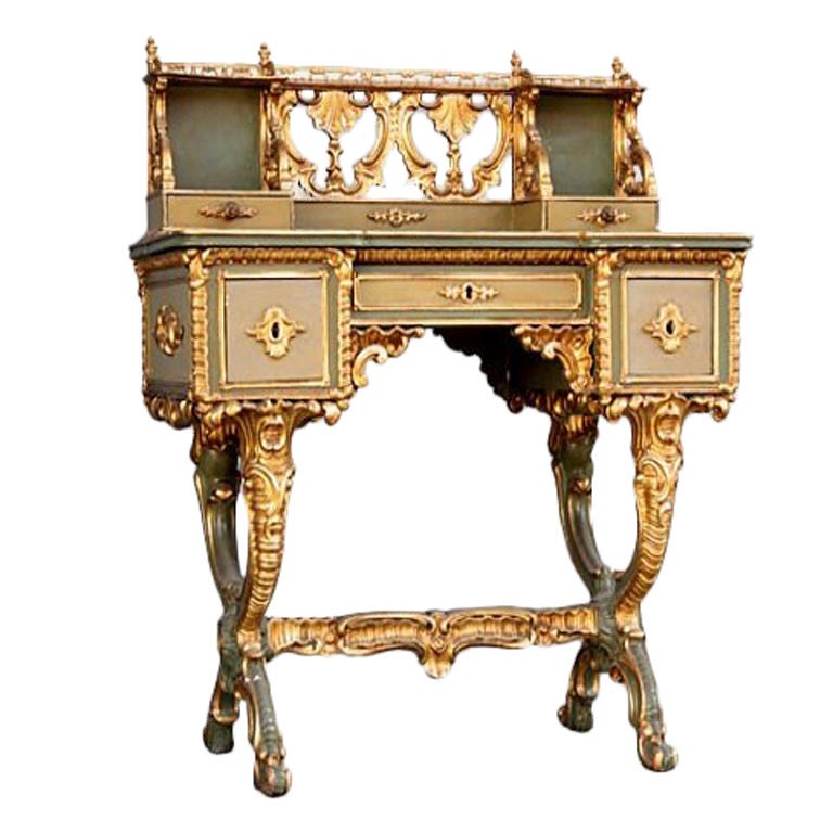 Early XIX th venetian gilt   roccoco little desk For Sale