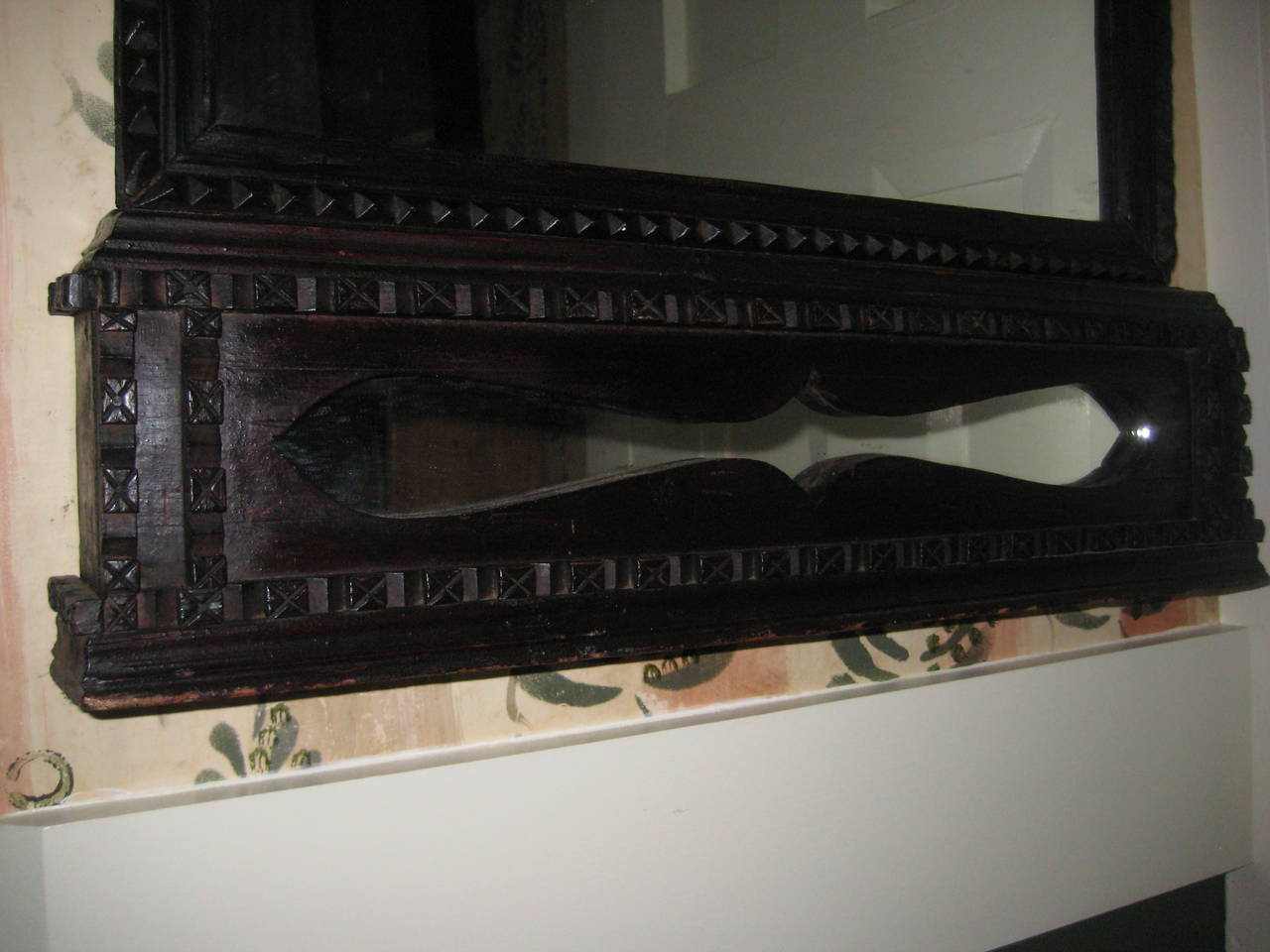 19th Century Decoratively Carved Oak Mirror with Cut-Out Details For Sale 4