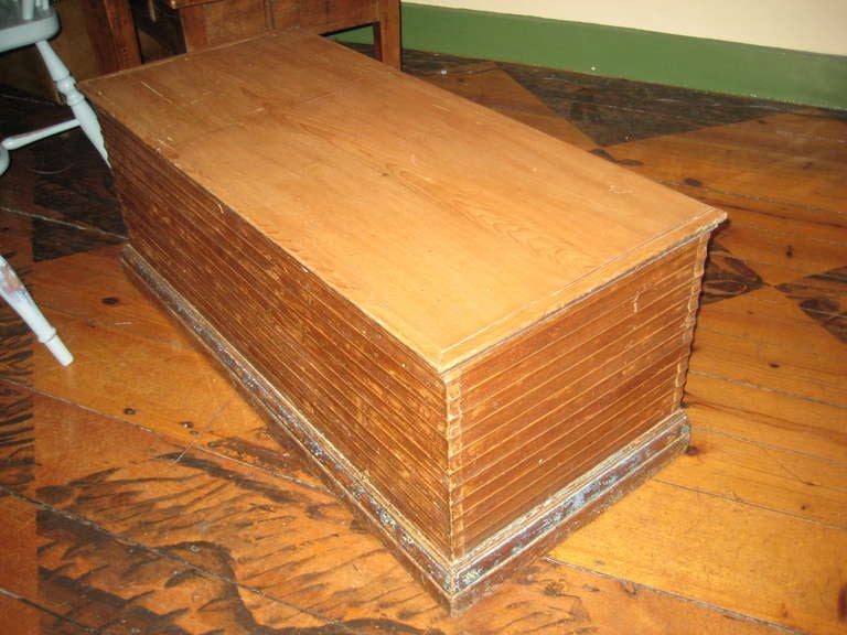 Blanket Chest In Good Condition In Nantucket, MA