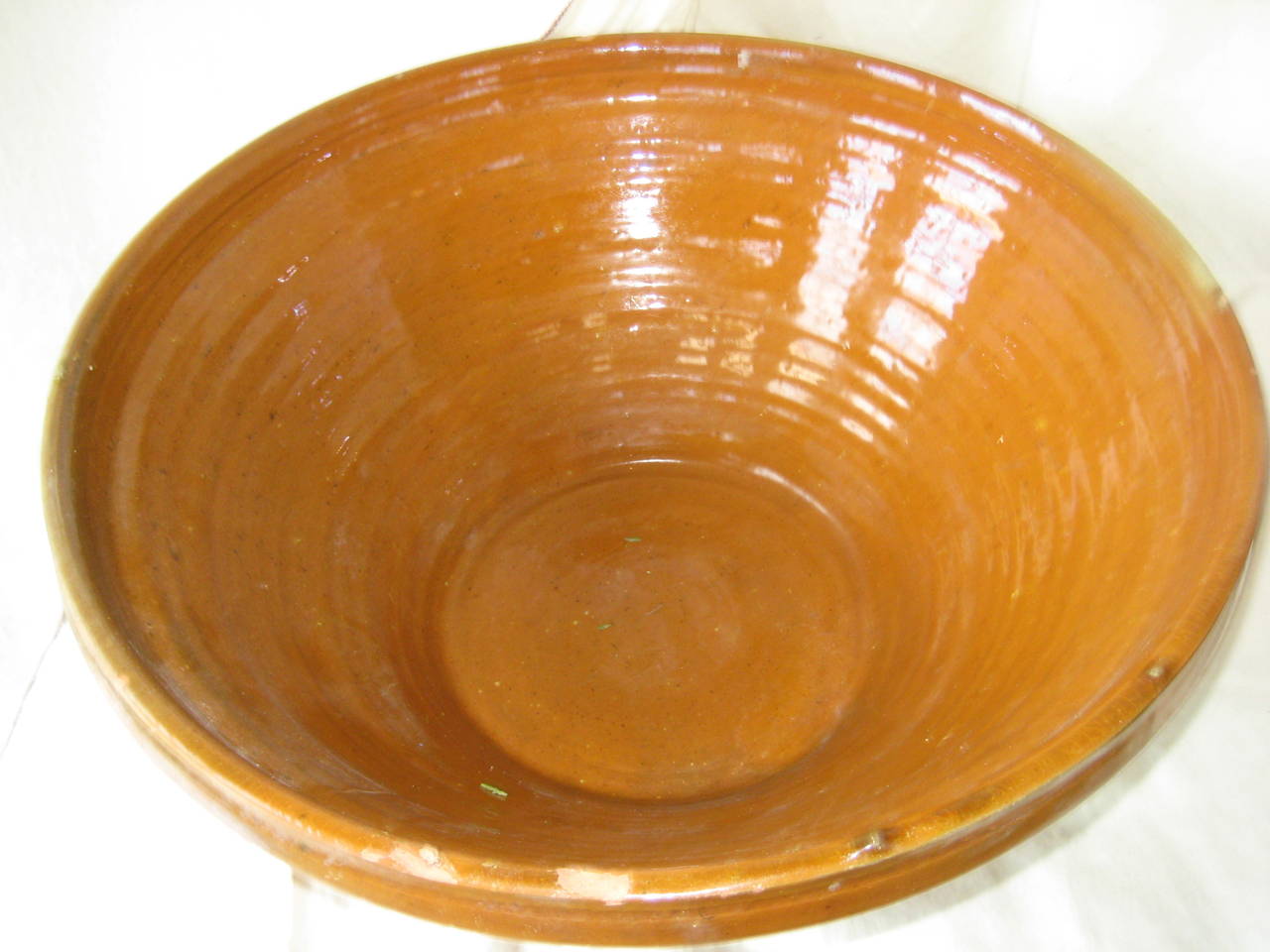 English Dairy Bowl In Good Condition In Nantucket, MA