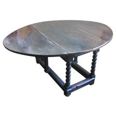 Early English Oak Oval Gateleg Table