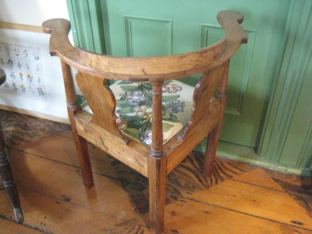 Wood American Corner Chair