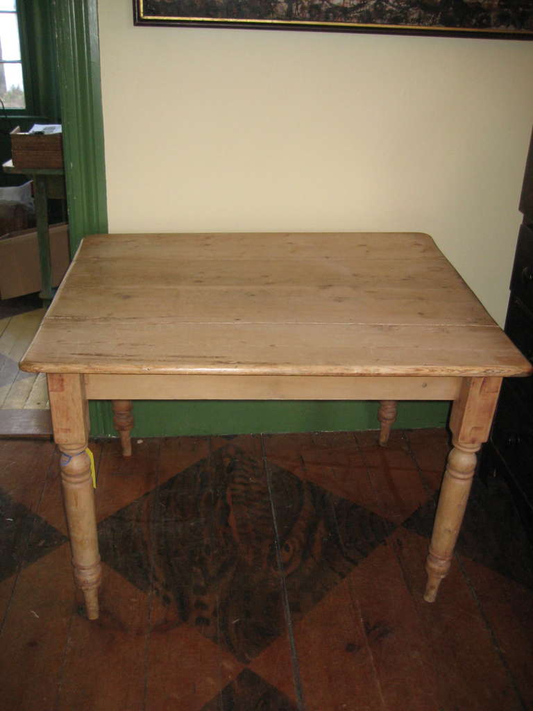 Pine Table