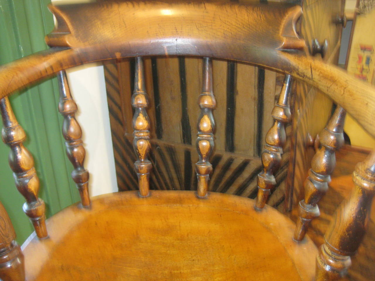 Captain's Chair In Excellent Condition In Nantucket, MA