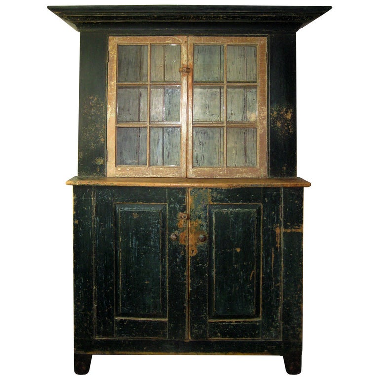 Green Painted Cupboard For Sale at 1stDibs