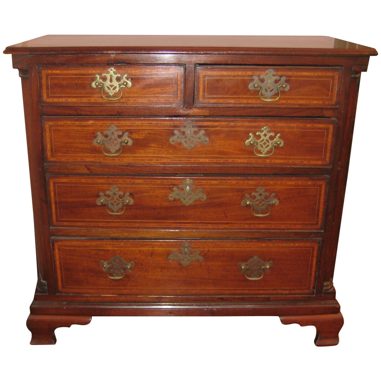Mahogany Chest of Drawers For Sale at 1stdibs