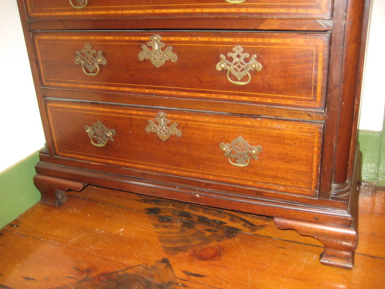 Mahogany Chest of Drawers In Good Condition For Sale In Nantucket, MA