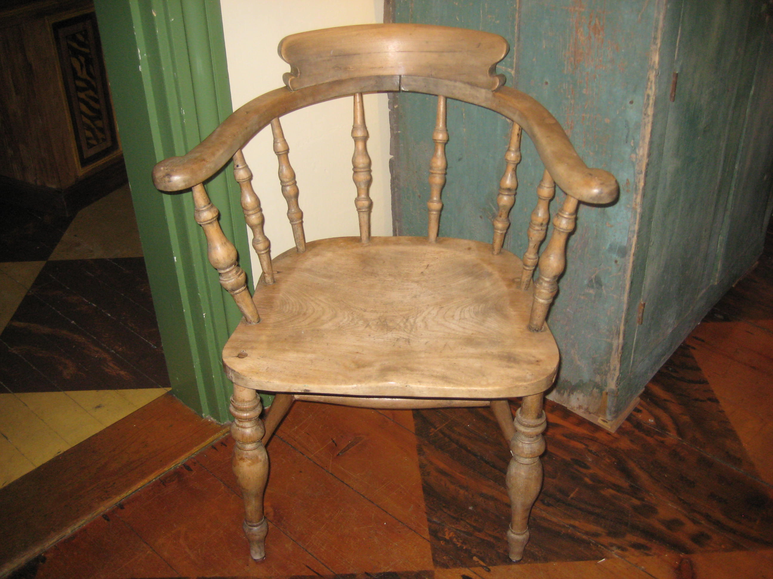 American Captain's Chair