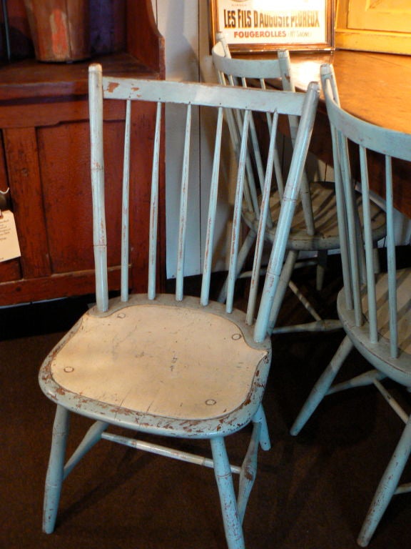 Set of six Windsor chairs (5 sides and one arm) in blue paint finish. (arm chair: 21