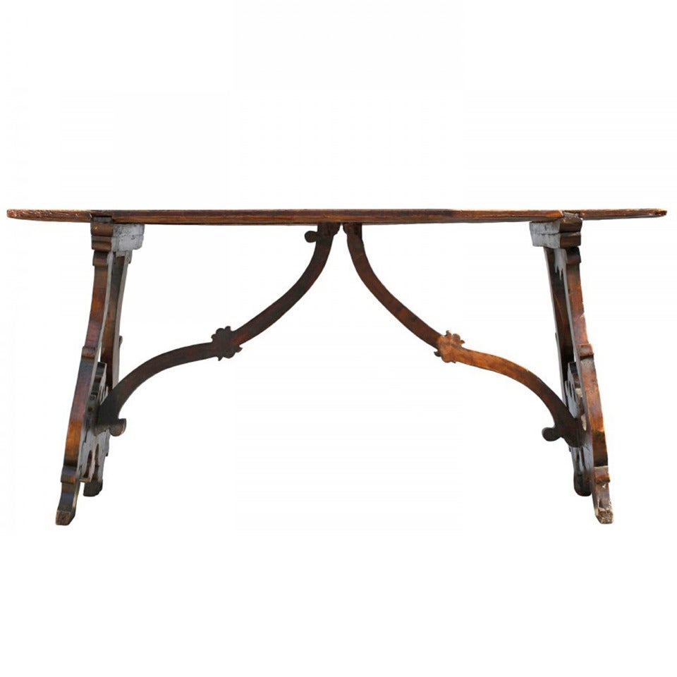 18th Century Carved Oak Italian Table For Sale