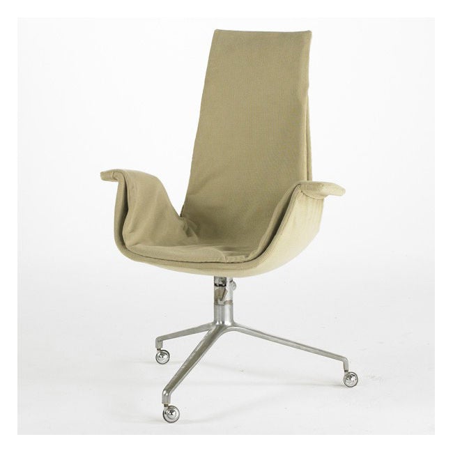 Iconic bird chair by Preben Fabricus and Jorgen Kastholm designed for Afred Kill. On a three leg casters. Covered in a beige wool cotton fabric. 

This item is located at Tishu Hudson.