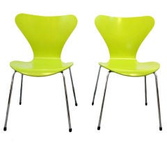 Pair of Model 7 chairs Arne Jacobsen Fritz Hansen