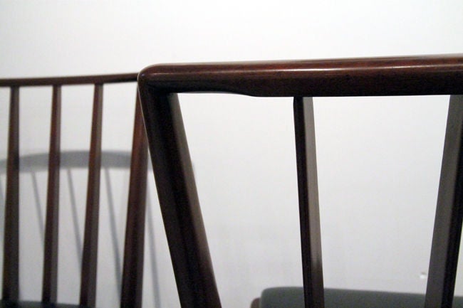 Walnut Set of Six walnut dining chairs T.H. Robsjohn-Gibbings Widdicomb