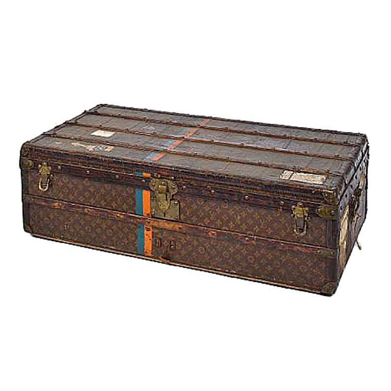 An early vintage Louis Vuitton Flat Steamer Trunk For Sale at 1stdibs