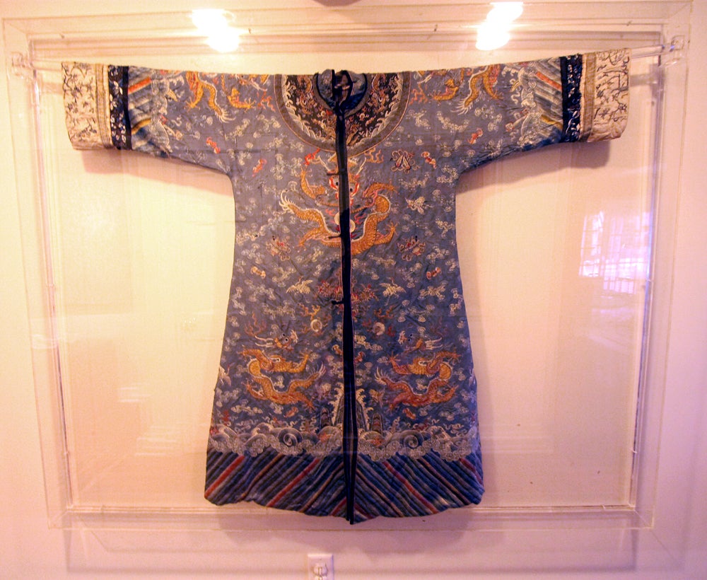 Chinese Silk Embroidered Dragon Robe Ching Dynasty 4