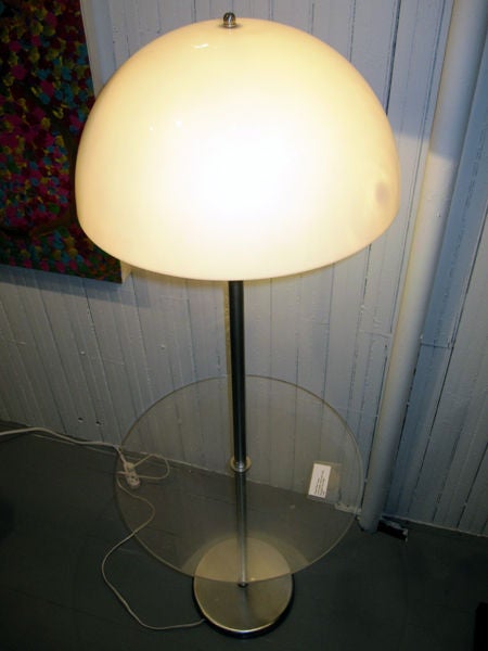 Two Vintage Midcentury Floor Lamps by Nessen Studio In Good Condition In Atlanta, GA