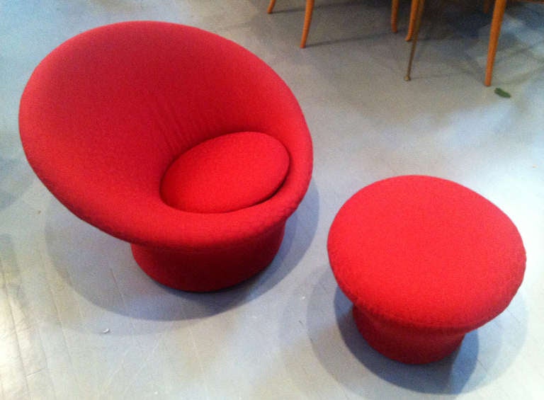 A very cool mid-century design by Dutch designer Pierre Paulin for Artifort. Mushroom lounge chair and ottoman exemplifies the playful philosophy of the designer who was often inspired by what nature has to offer. Whimsical and extremely