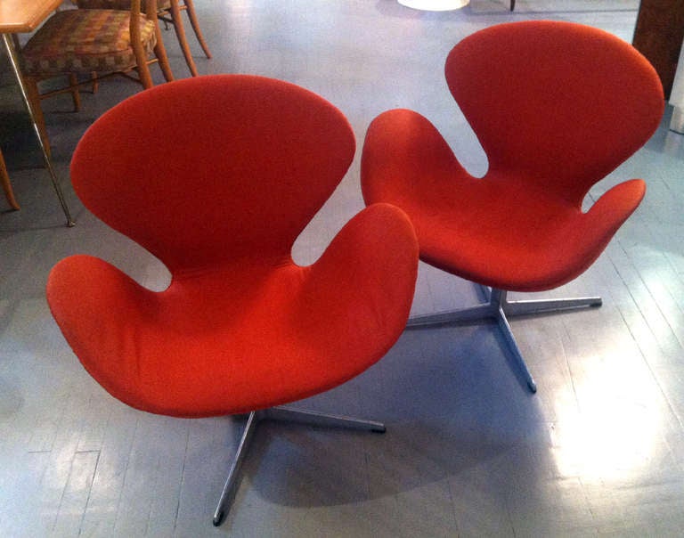 swan chair vintage