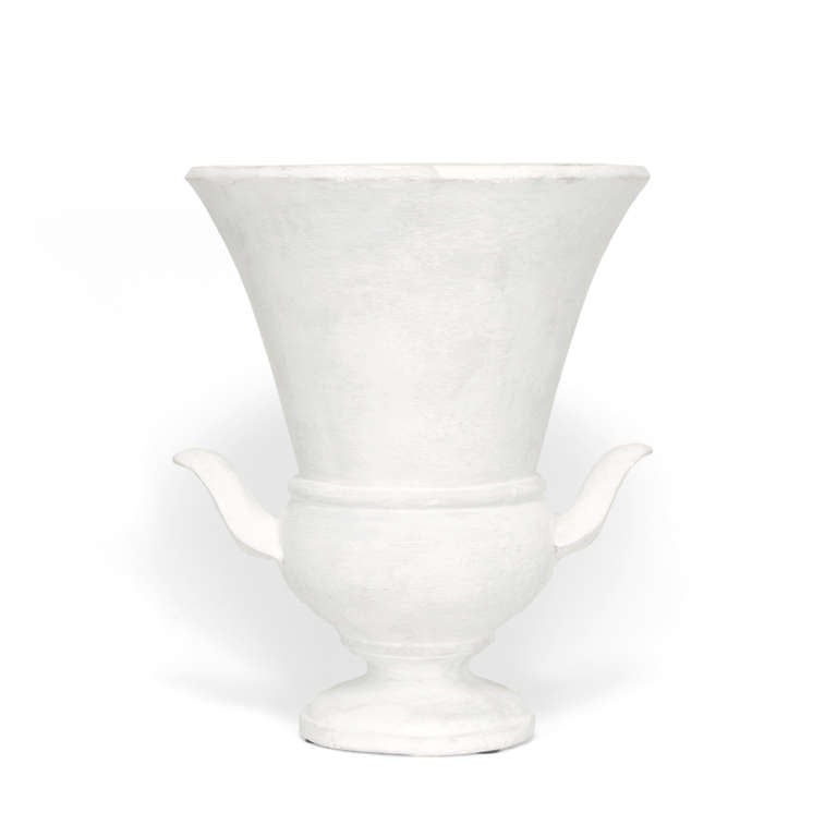 AD / Cocteauesque Vase