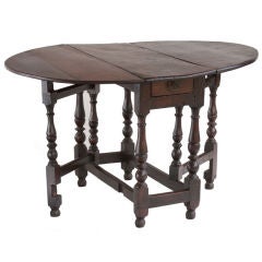 Antique English George III Period Oak 1-Drawer Gateleg Table