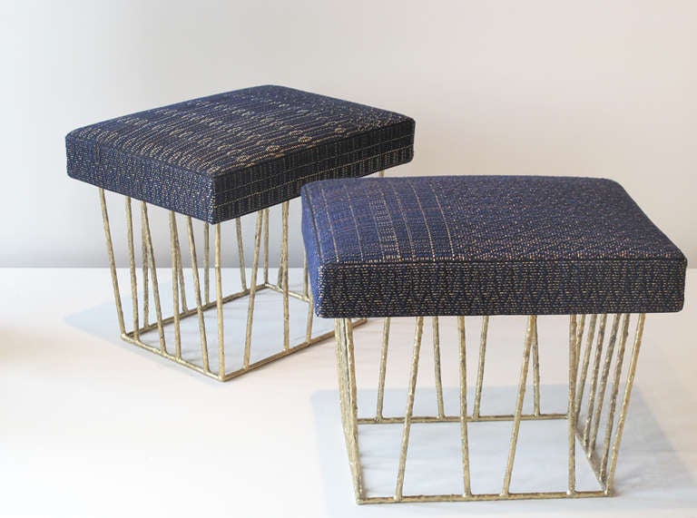 Bronze upholstered with handwoven fabric
(wool, cotton, linen, metal)

Unique piece.
2013.

This couple combine their respective talents in ingenious textile use and Greco-Roman architecture to create pieces that buzz with eclectic detail and
