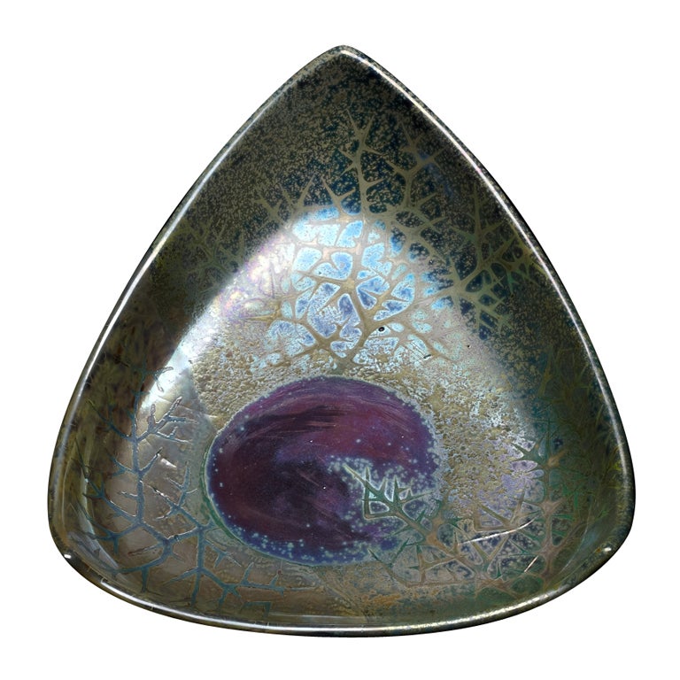 19th Century Iridescent Triangular Symbolist Charger by Lucien Lévy-Dhurmer For Sale