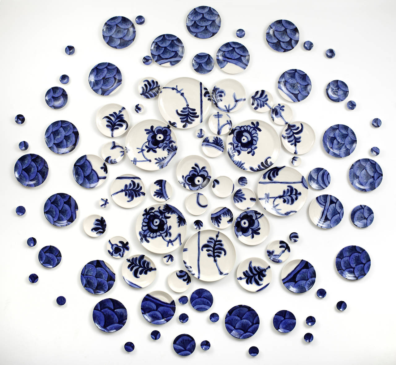 Sculpture by Molly Hatch, Deconstructed Lace, after Royal Copenhagen, USA, 2014
