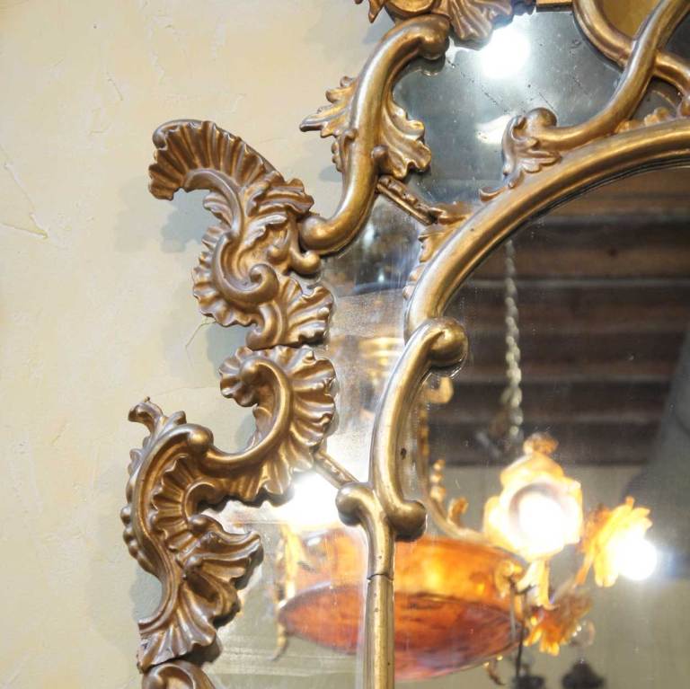 Large Italian Rococo Giltwood Mirror For Sale 2
