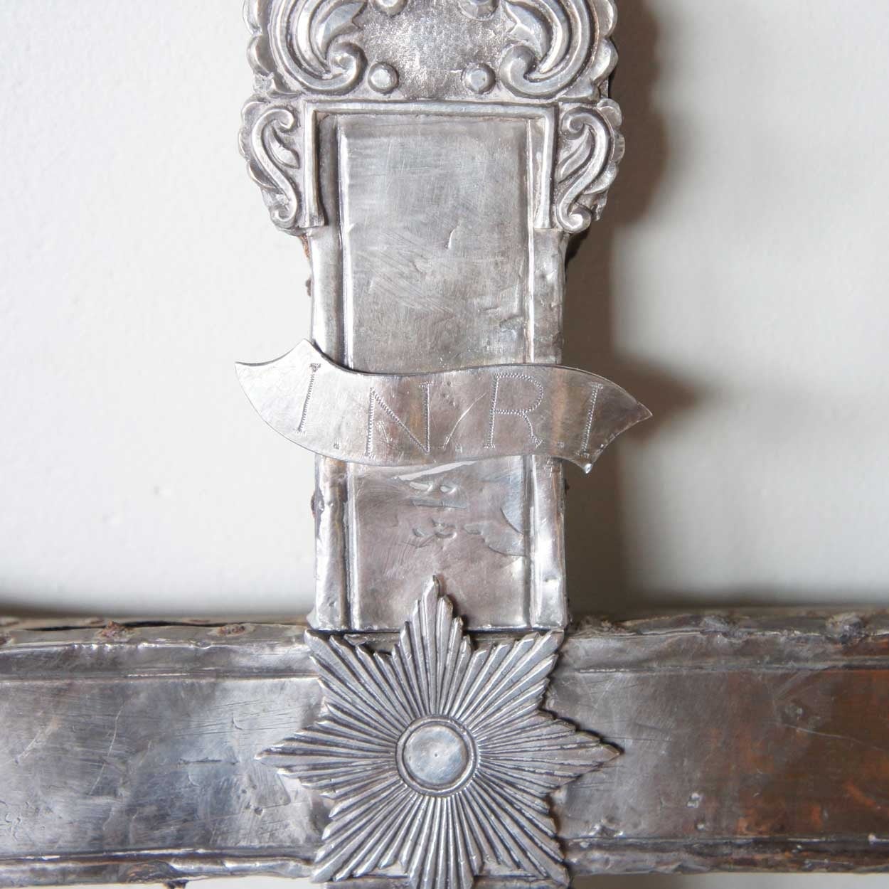 Indo-Portuguese Silver and Rosewood Processional Cross In Good Condition For Sale In Denver, CO