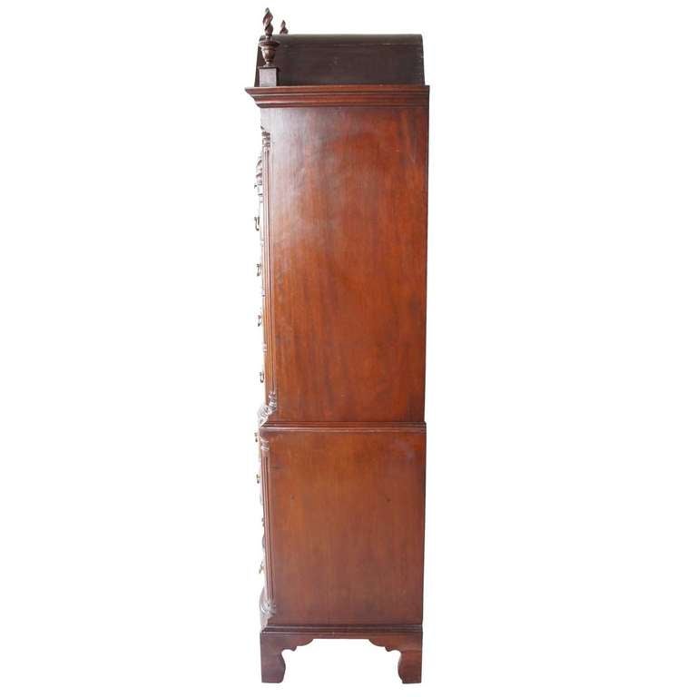American Chippendale Style Walnut Block-Front Chest on Chest 5