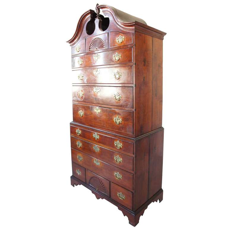 18th Century and Earlier American Chippendale Walnut Bonnet Top Chest on Chest For Sale