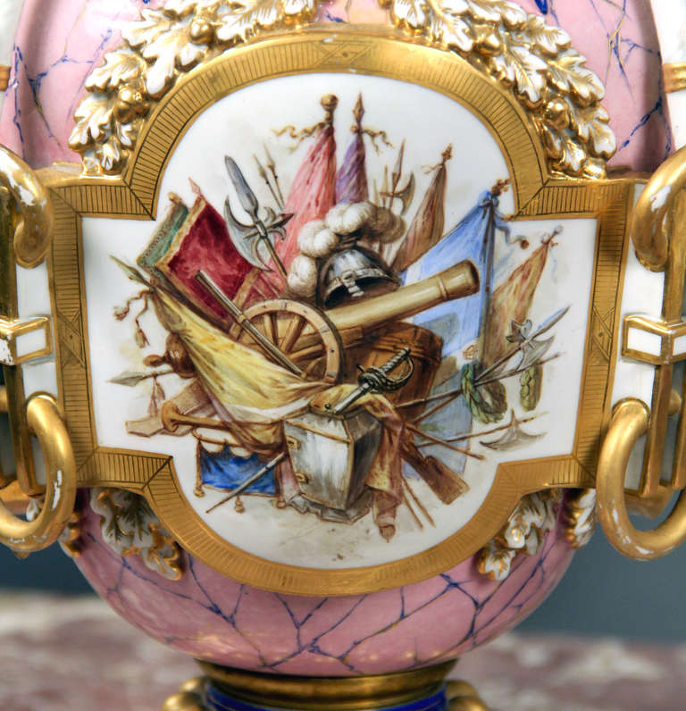 Vasi e coperchi in porcellana rosa di Sèvres della fine del XIX secolo in vendita 1